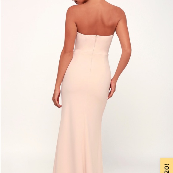 Formal dress - Picture 2 of 4